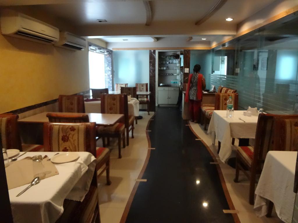 Hotel Ashwin Mumbai Dış mekan fotoğraf