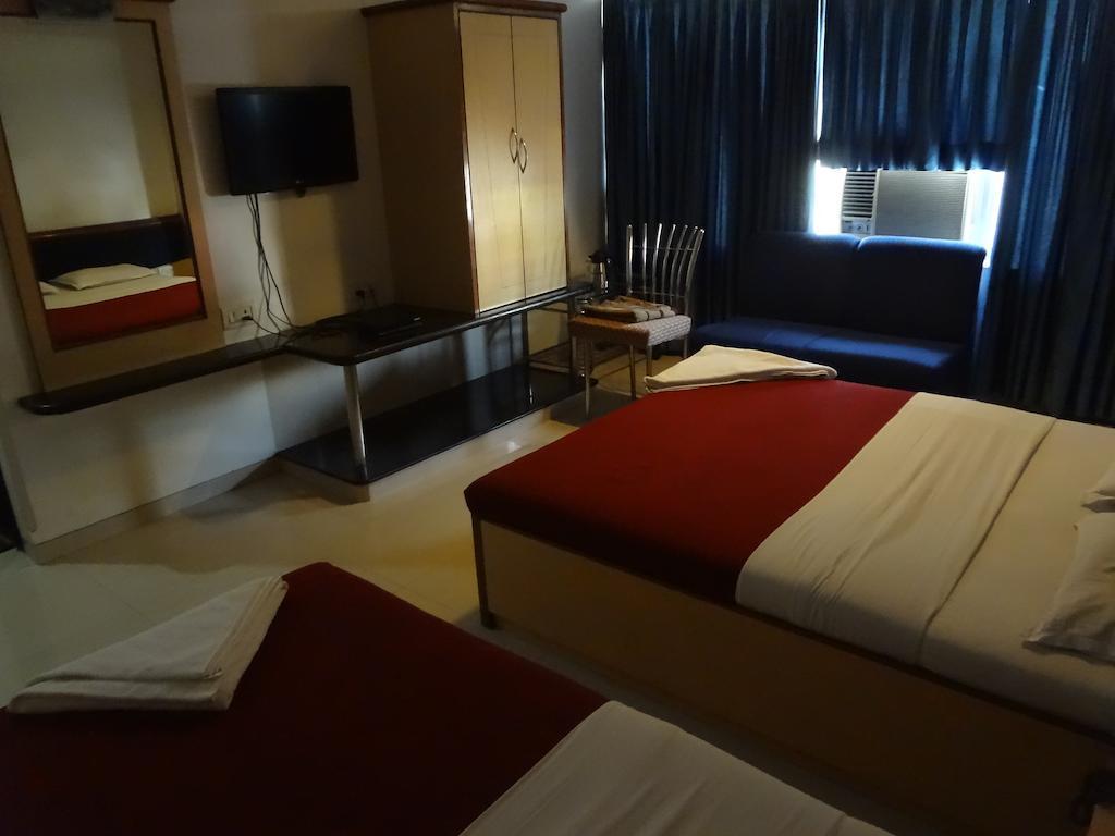 Hotel Ashwin Mumbai Dış mekan fotoğraf