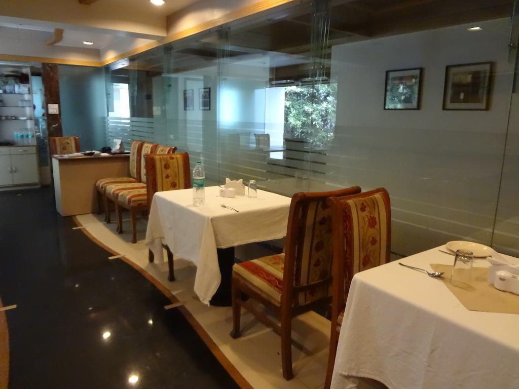 Hotel Ashwin Mumbai Dış mekan fotoğraf