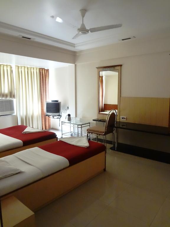 Hotel Ashwin Mumbai Dış mekan fotoğraf