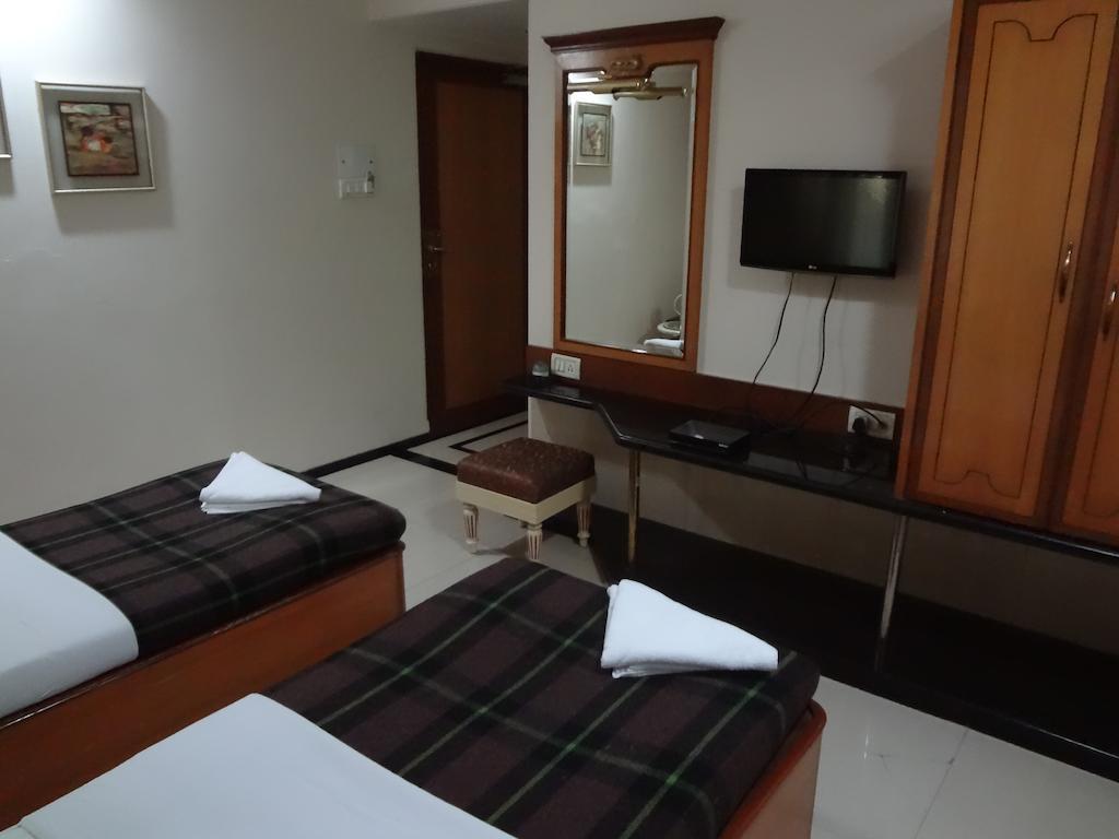 Hotel Ashwin Mumbai Oda fotoğraf