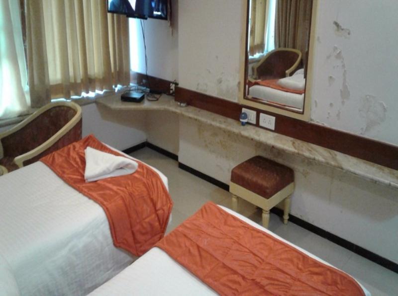 Hotel Ashwin Mumbai Dış mekan fotoğraf